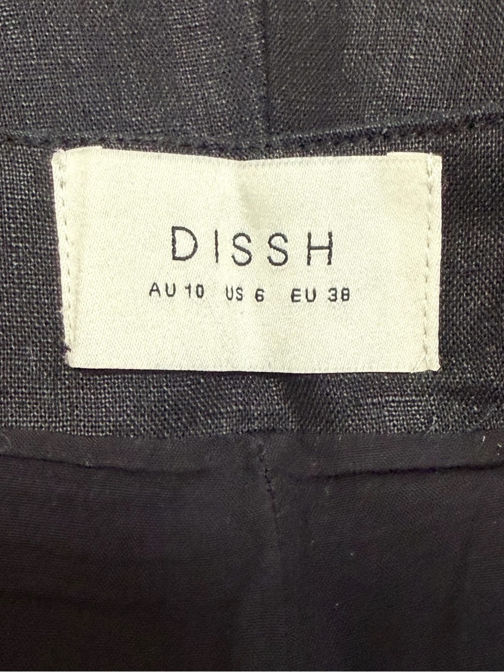 DISSH Jessie black linen high rise shorts, size 6 - Picture 5 of 8